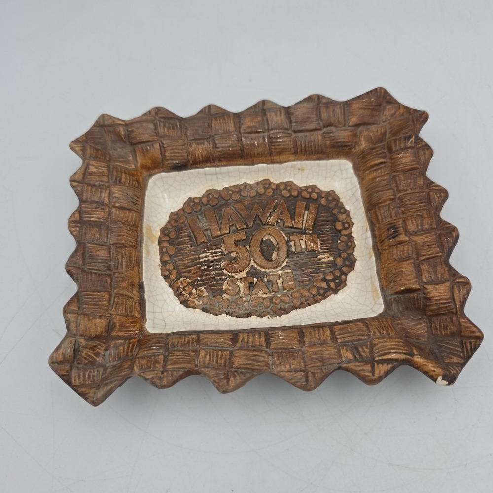 Treasure Craft Hawaii 50 State Maui Ashtray‎ Dish Hawaiian Souvenir Barware Tiki